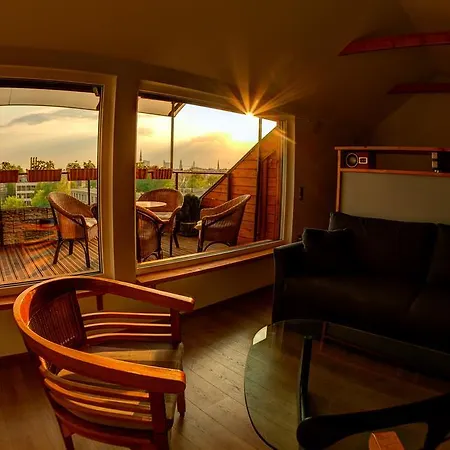 Roof Garden Terrace 아파트 리가